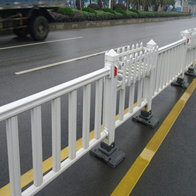 3. PVC road guardrail-3